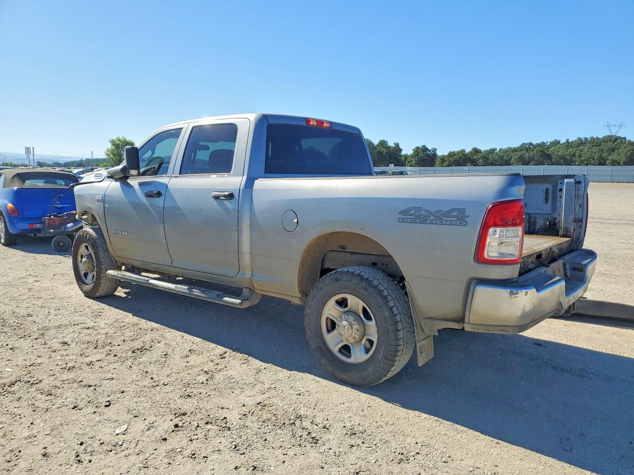 2022 RAM 2500 TRADESMAN — снимка 2