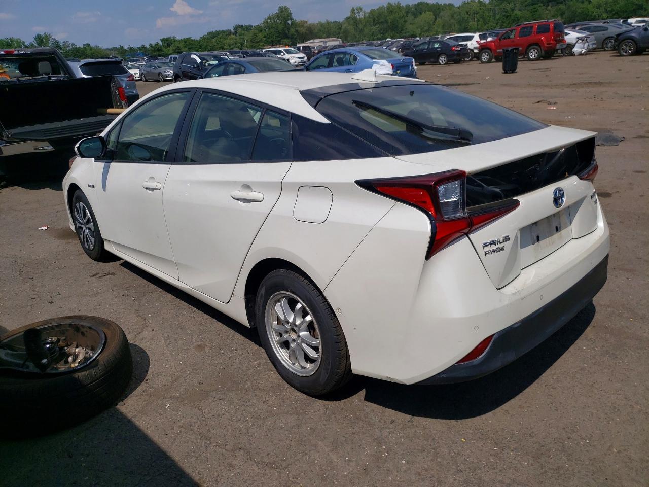 2019 TOYOTA PRIUS XLE AWD-E — снимка 2