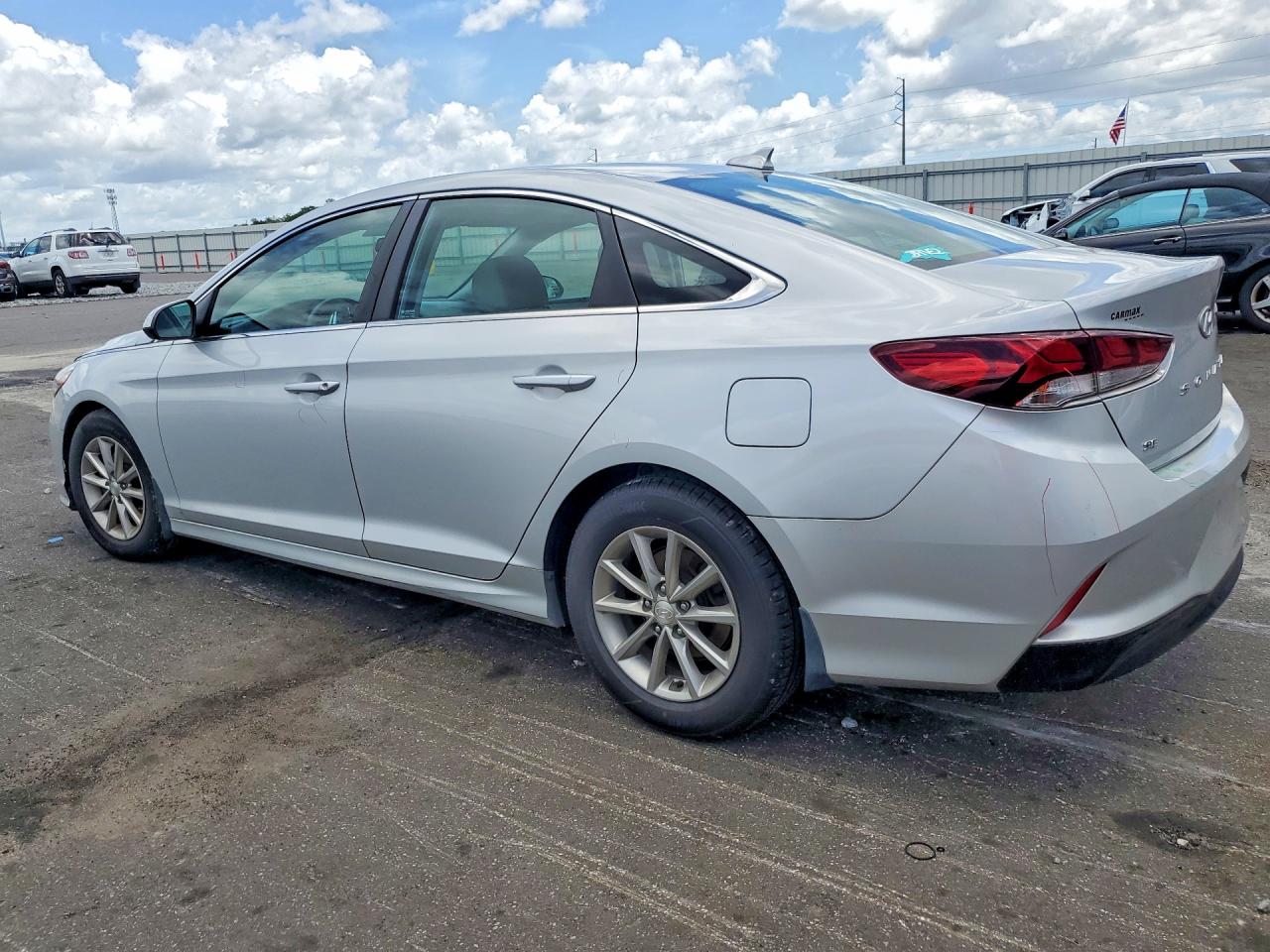 2018 HYUNDAI SONATA SE — снимка 2