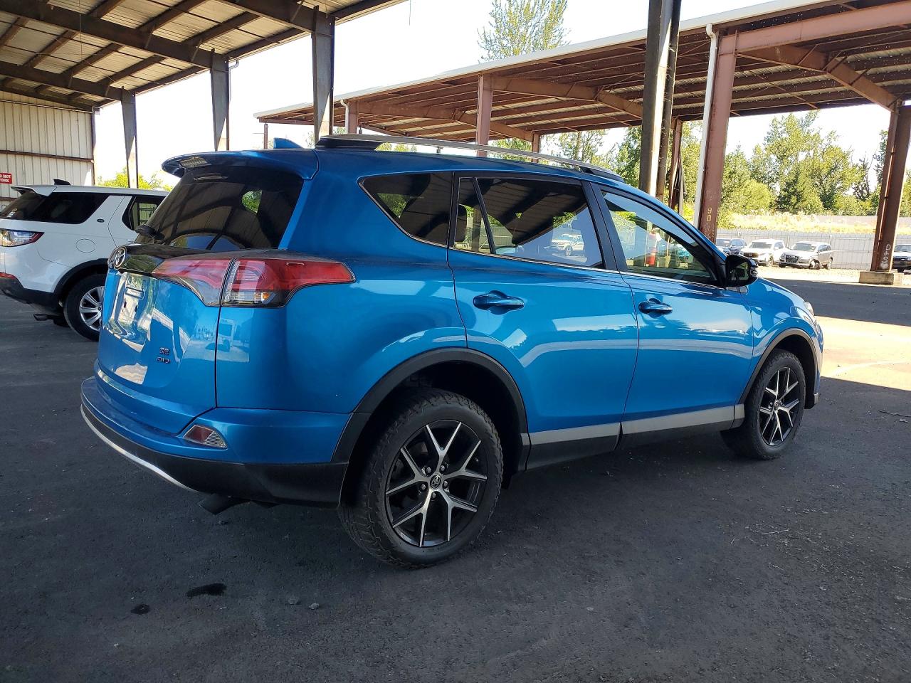 2016 TOYOTA RAV4 SE — снимка 3
