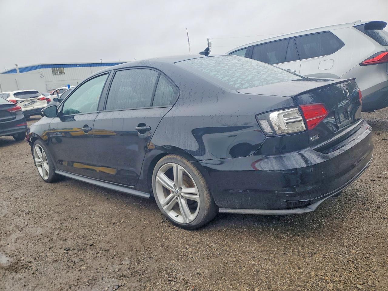 2016 VOLKSWAGEN JETTA GLI 4DR — снимка 2
