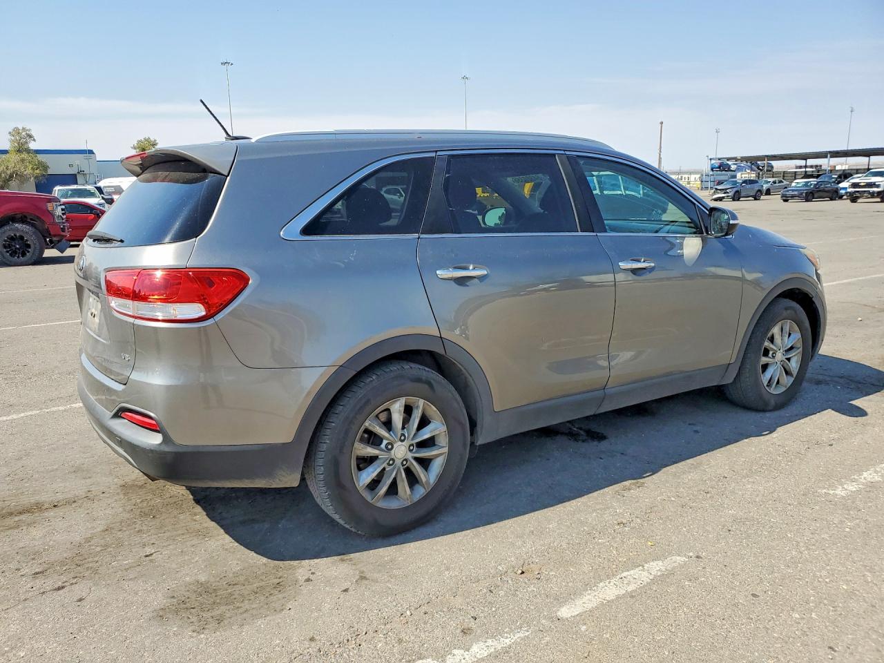 2016 KIA SORENTO LX V6 — снимка 3