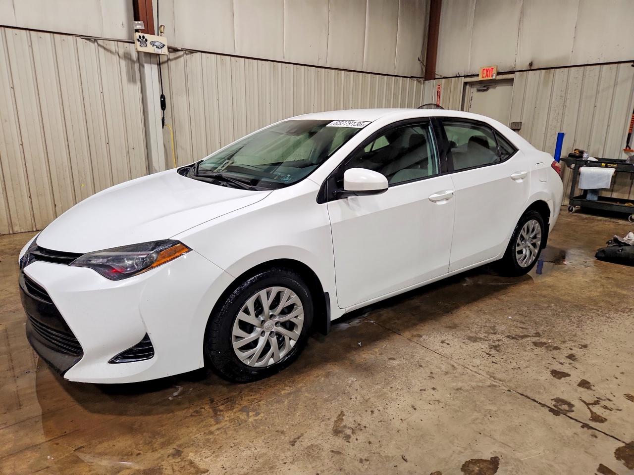 2018 TOYOTA COROLLA LE