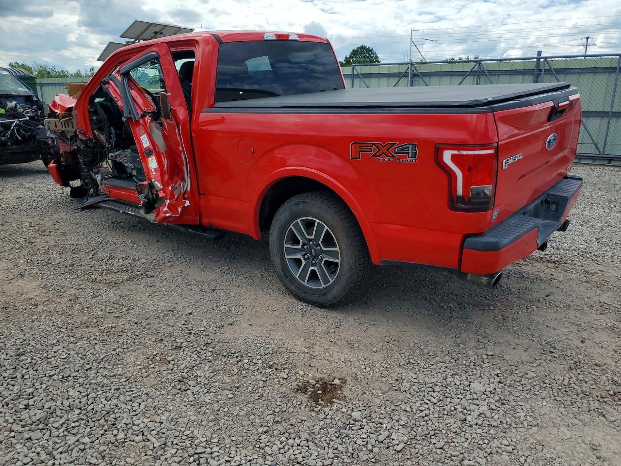 2015 FORD F150 SUPER CAB — снимка 2