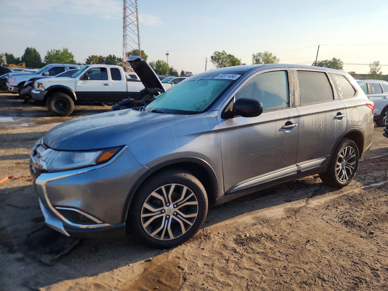 2016 MITSUBISHI OUTLANDER ES