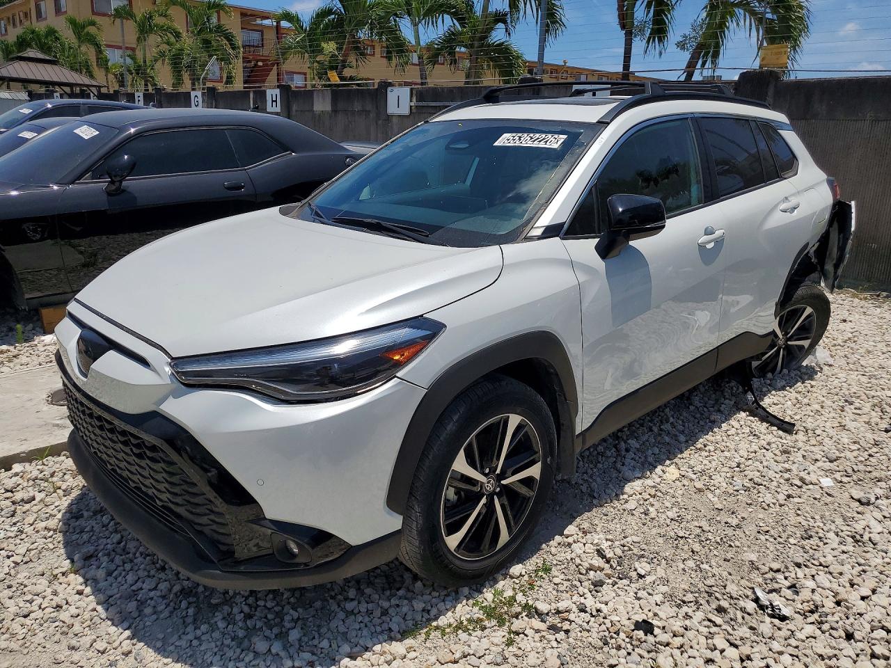 2025 TOYOTA COROLLA CROSS HYBRID XSE