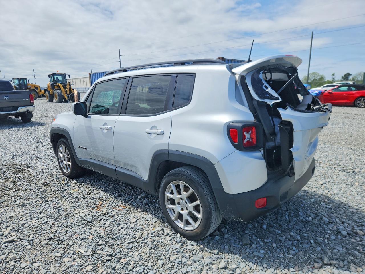 2020 JEEP RENEGADE LATITUDE — снимка 2