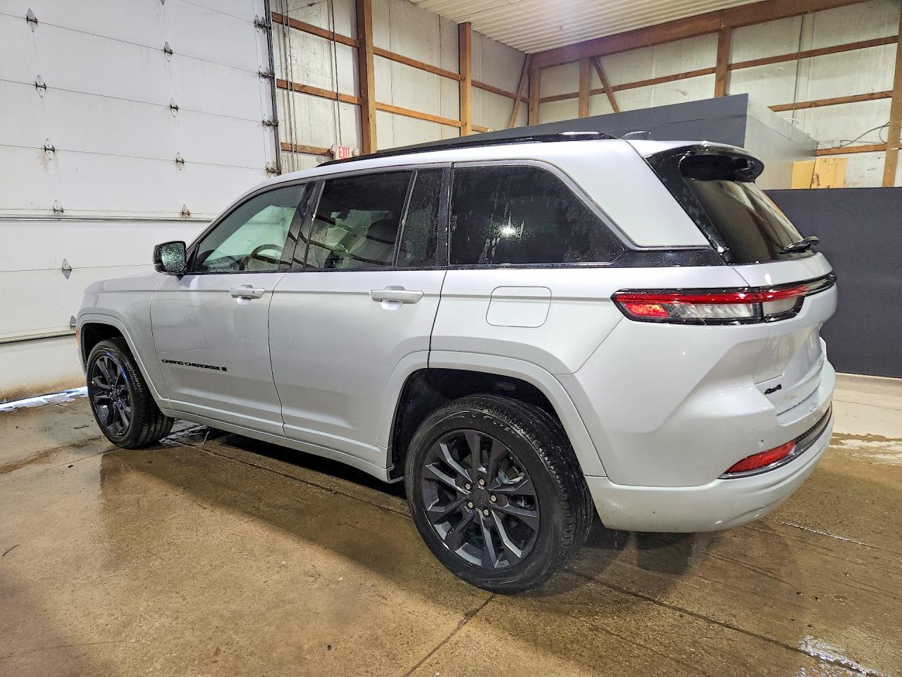 2026 JEEP GRAND CHEROKEE LIMITED — снимка 2