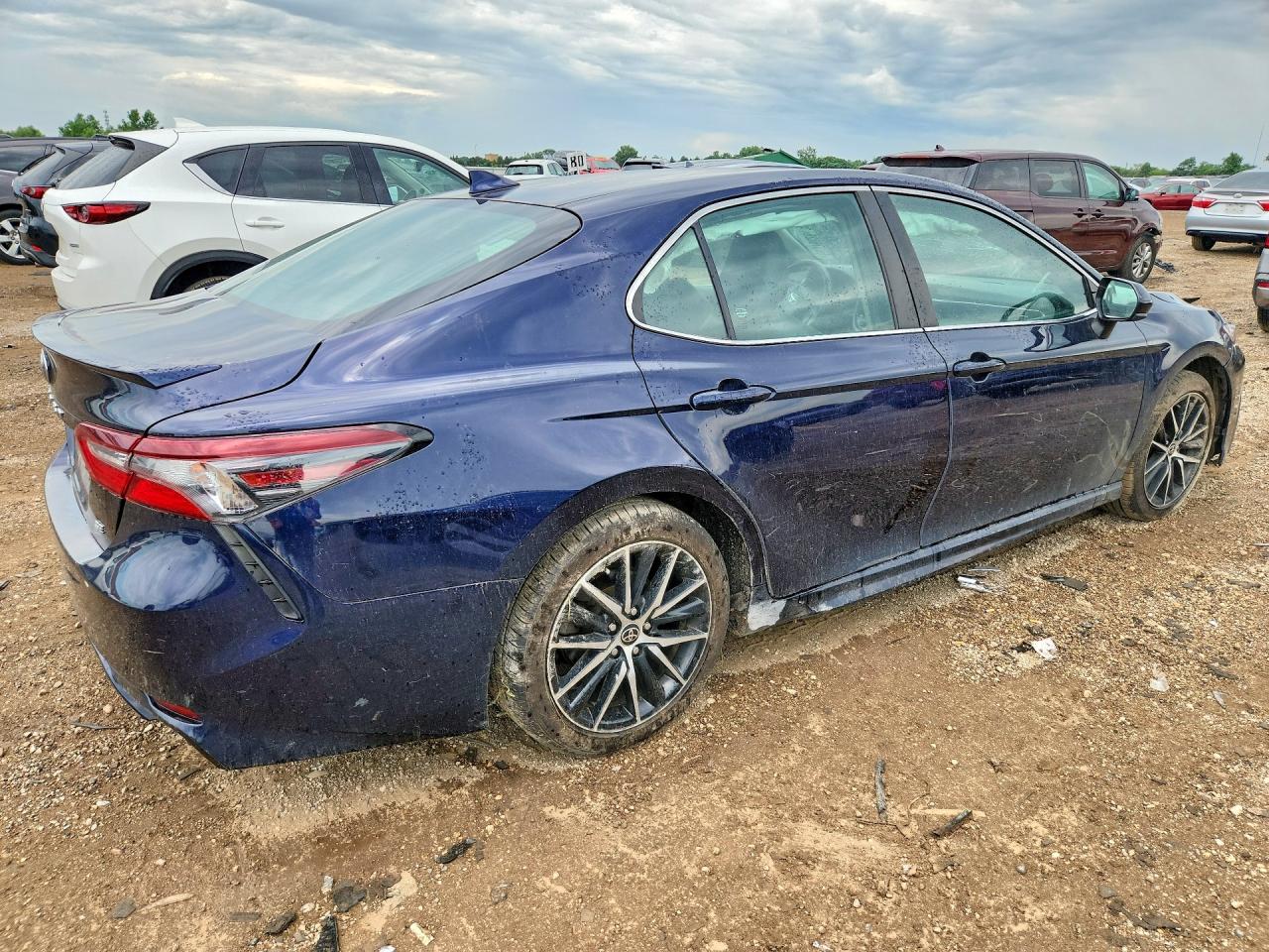 2021 TOYOTA CAMRY SE — снимка 3