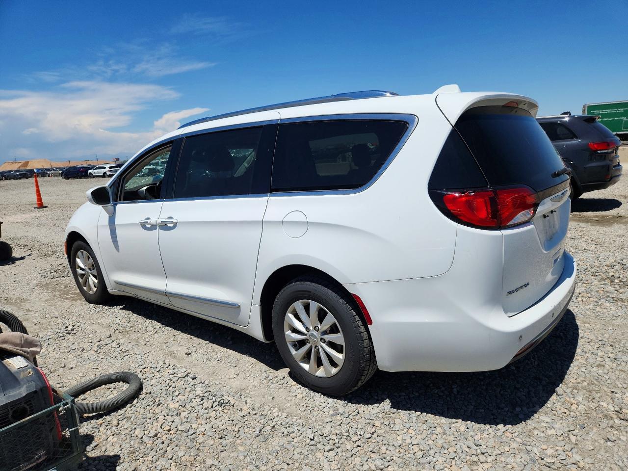 2018 CHRYSLER PACIFICA TOURING L PLUS — снимка 2