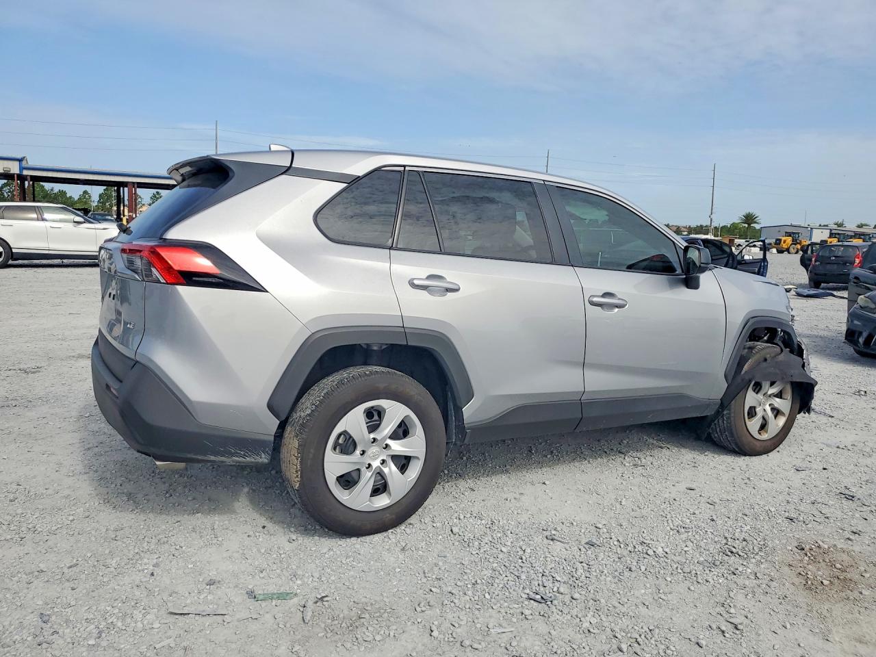 2025 TOYOTA RAV4 LE — снимка 3