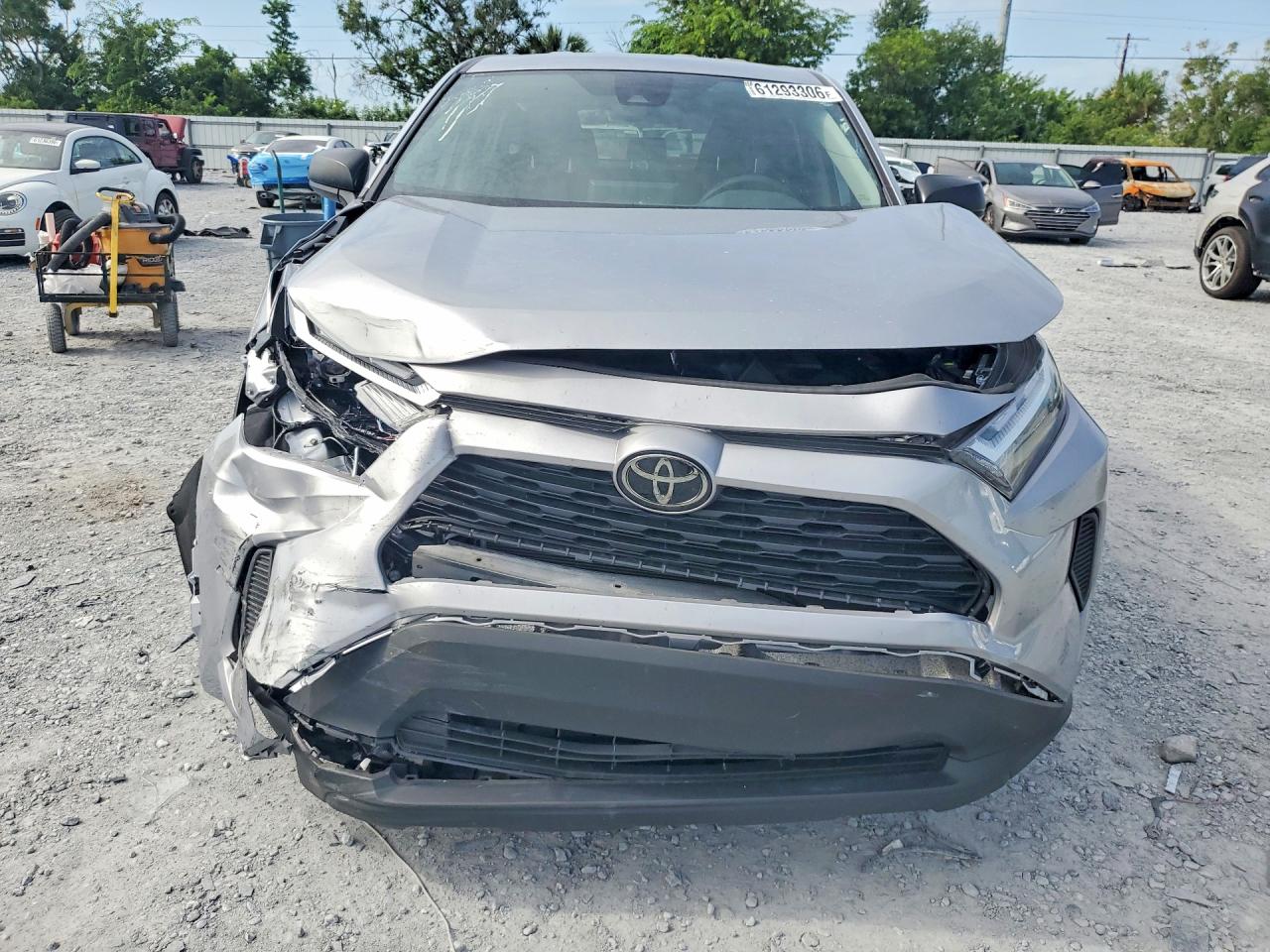 2025 TOYOTA RAV4 LE — снимка 5
