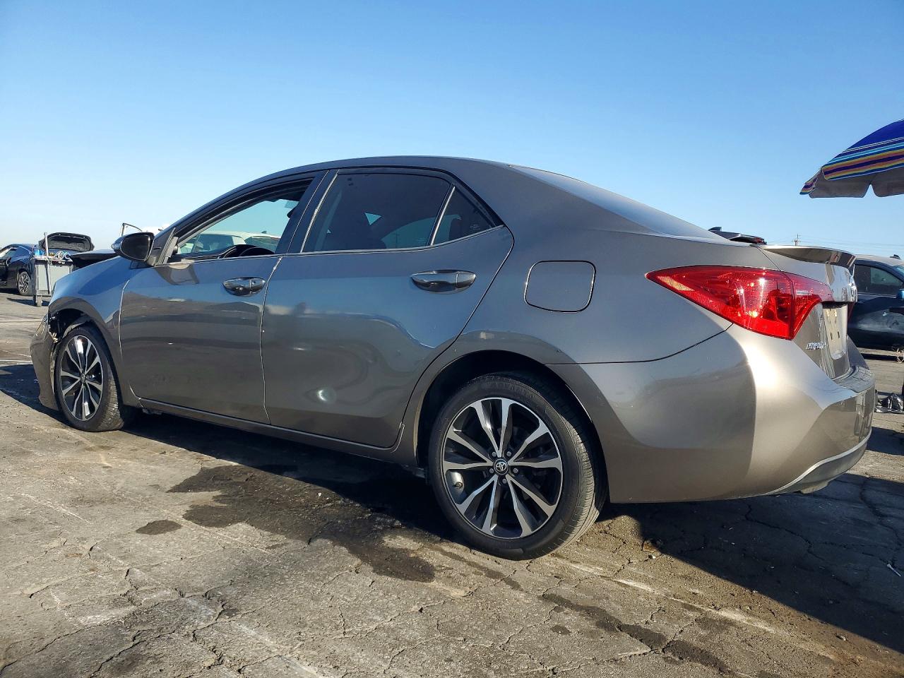 2018 TOYOTA COROLLA SE — снимка 2