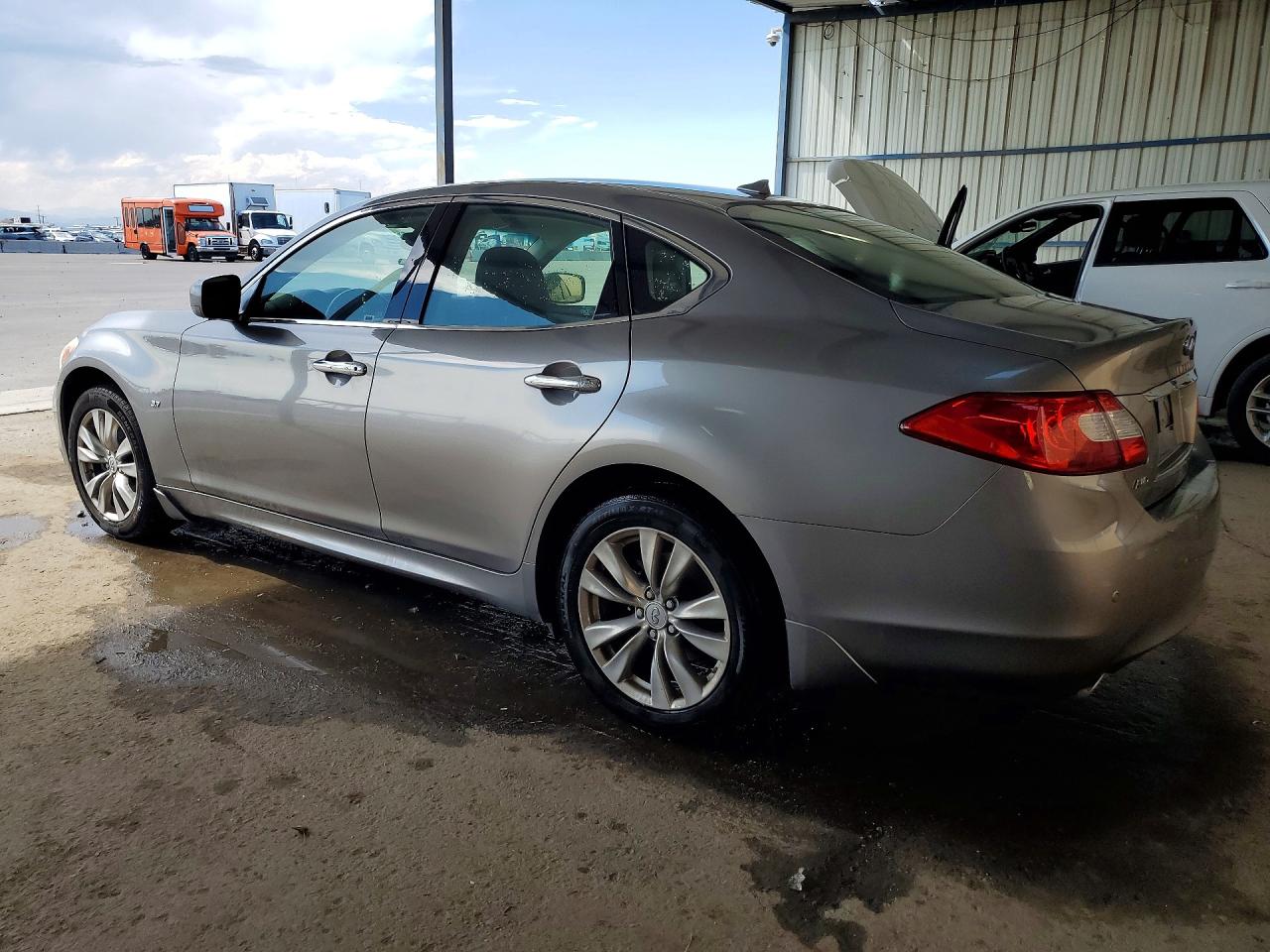 2014 INFINITI Q70 3.7 — снимка 2