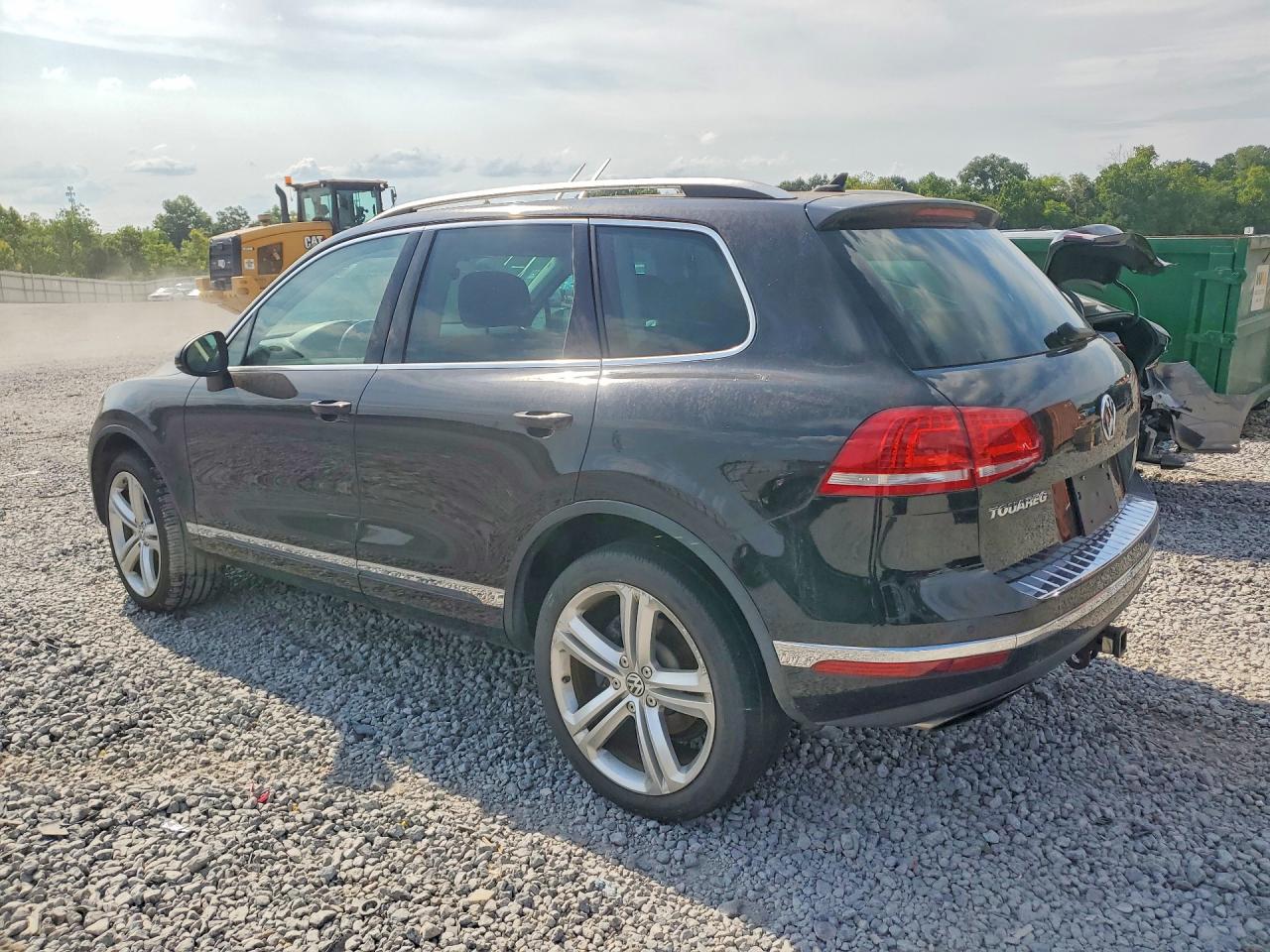 2017 VOLKSWAGEN TOUAREG EXECUTIVE — снимка 2