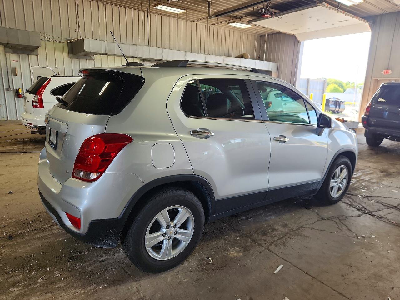 2020 CHEVROLET TRAX 1LT — снимка 3