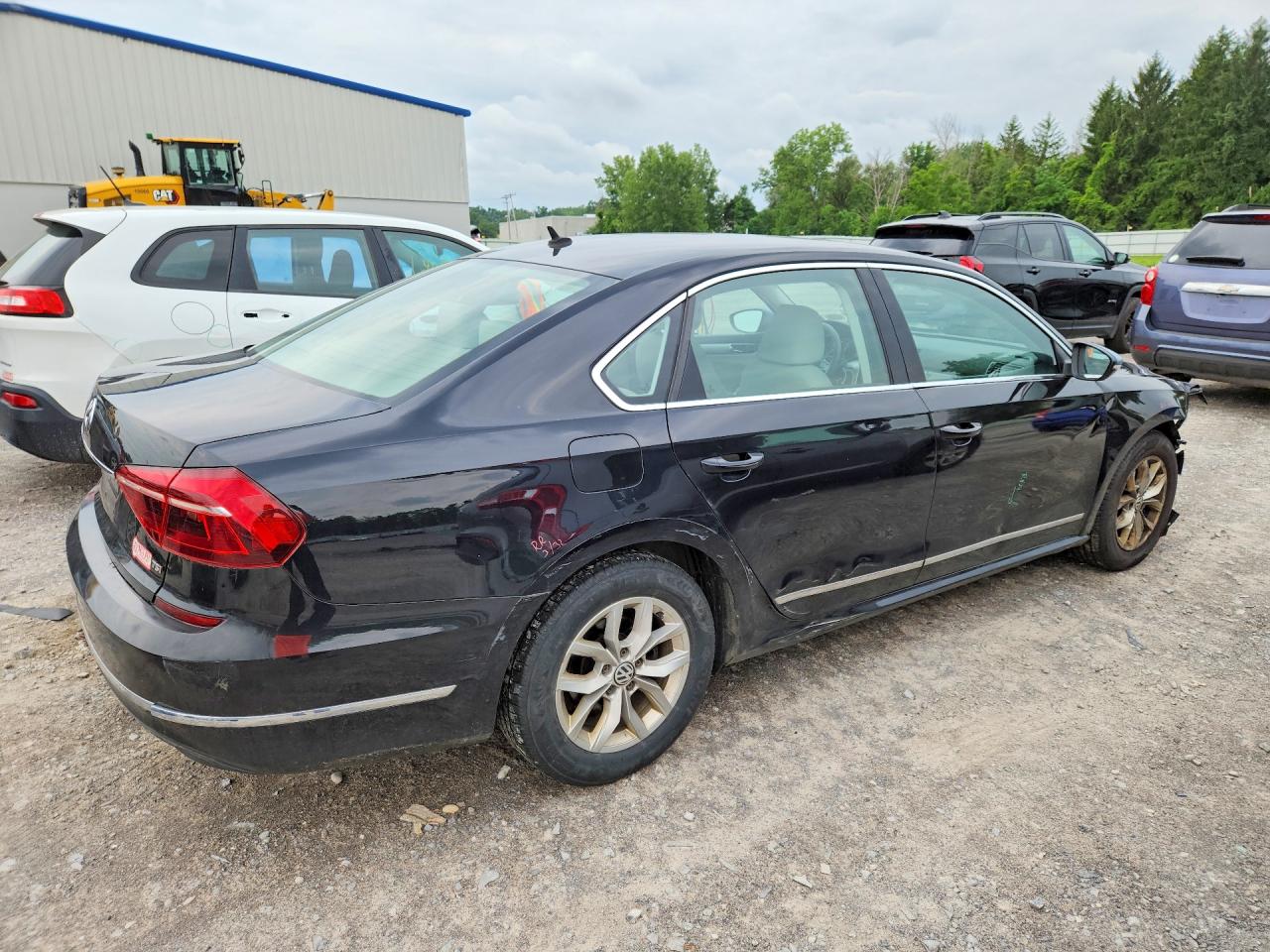 2017 VOLKSWAGEN PASSAT S — снимка 3