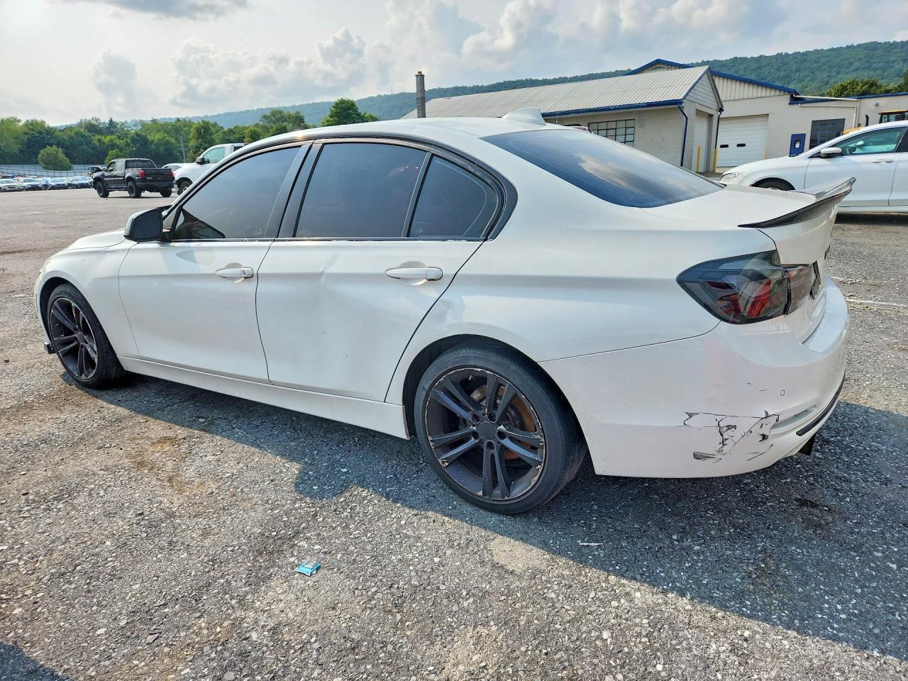 2018 BMW 330 XI — снимка 2