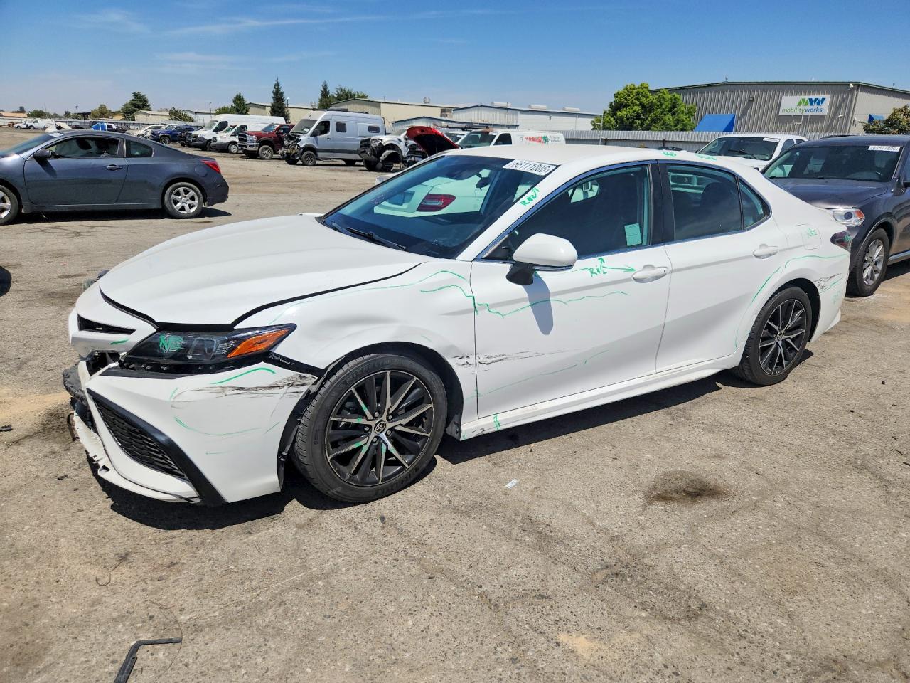 2022 TOYOTA CAMRY SE