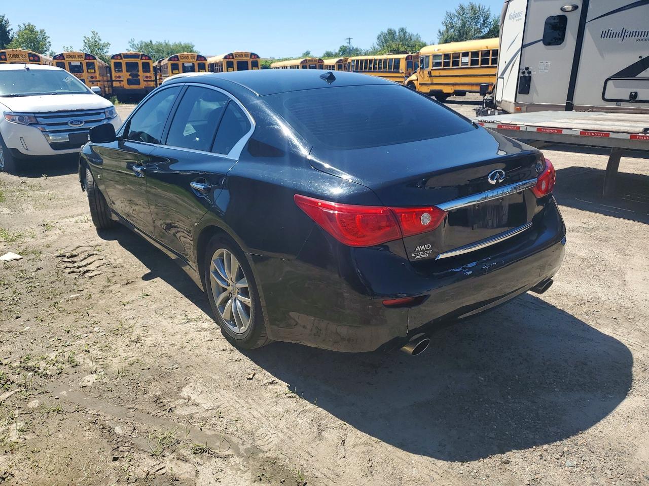 2015 INFINITI Q50 BASE — снимка 2
