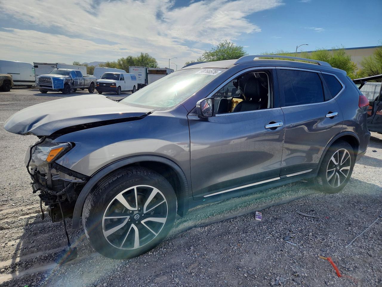 2018 NISSAN ROGUE SL