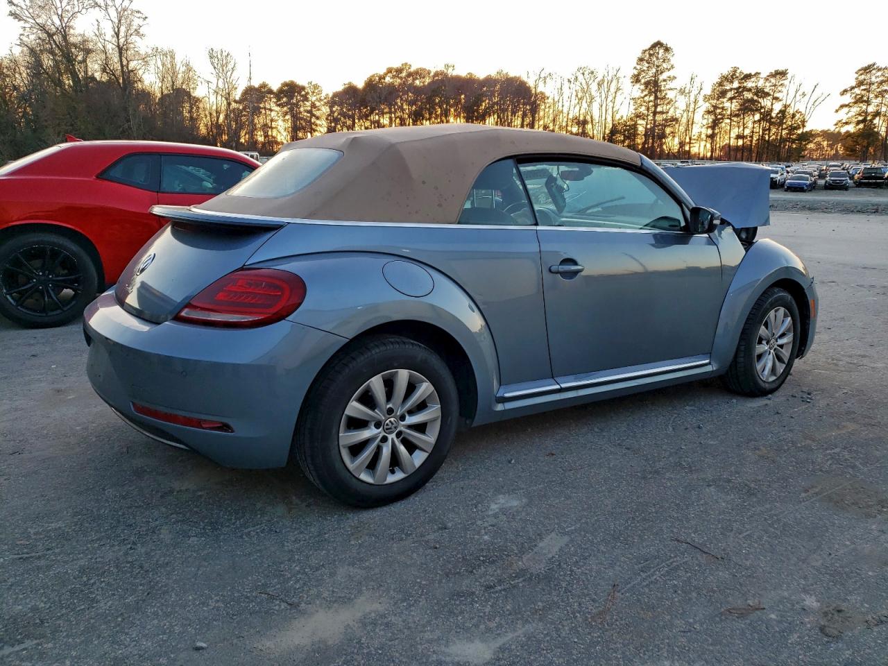 2019 VOLKSWAGEN BEETLE S — снимка 3
