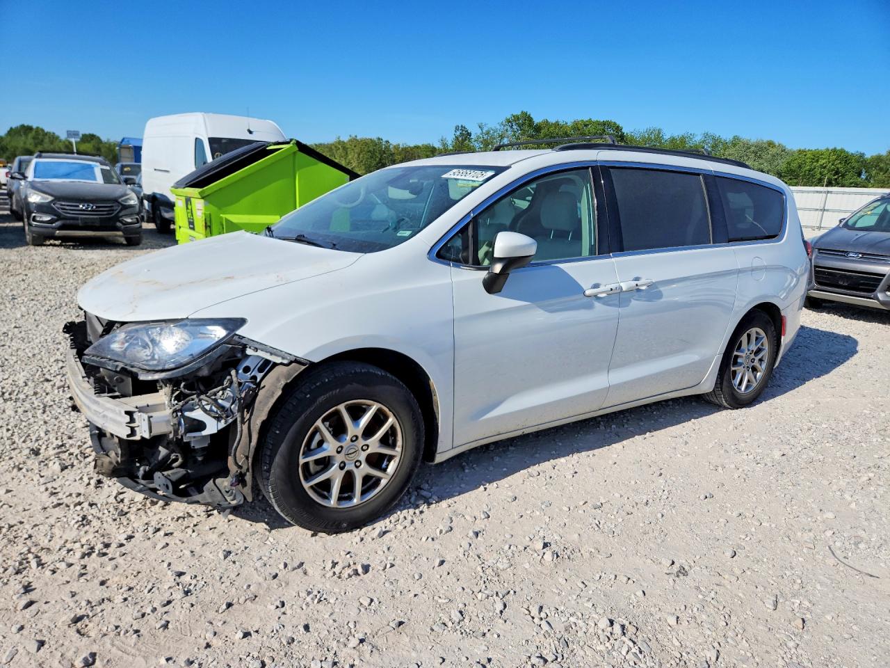 2021 CHRYSLER VOYAGER LXI