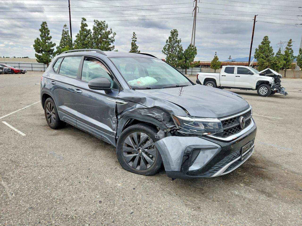 2022 VOLKSWAGEN TAOS S — снимка 4