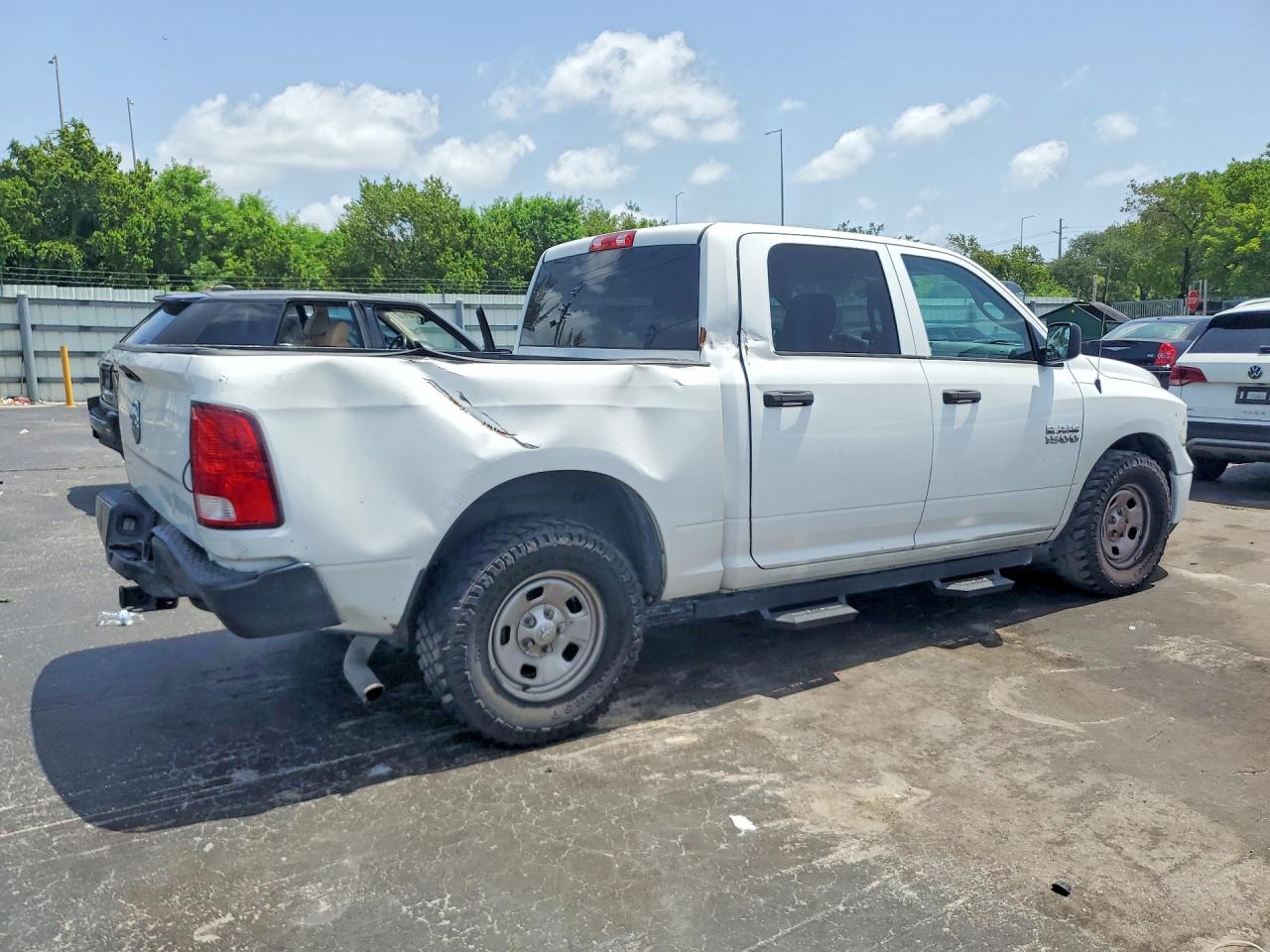 2015 RAM 1500 ST — снимка 3