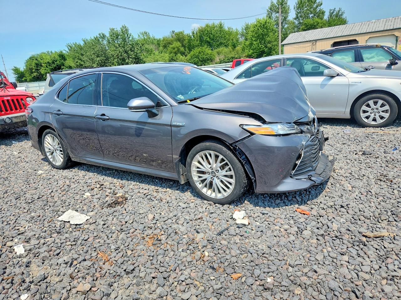 2018 TOYOTA CAMRY HYBRID XLE — снимка 4