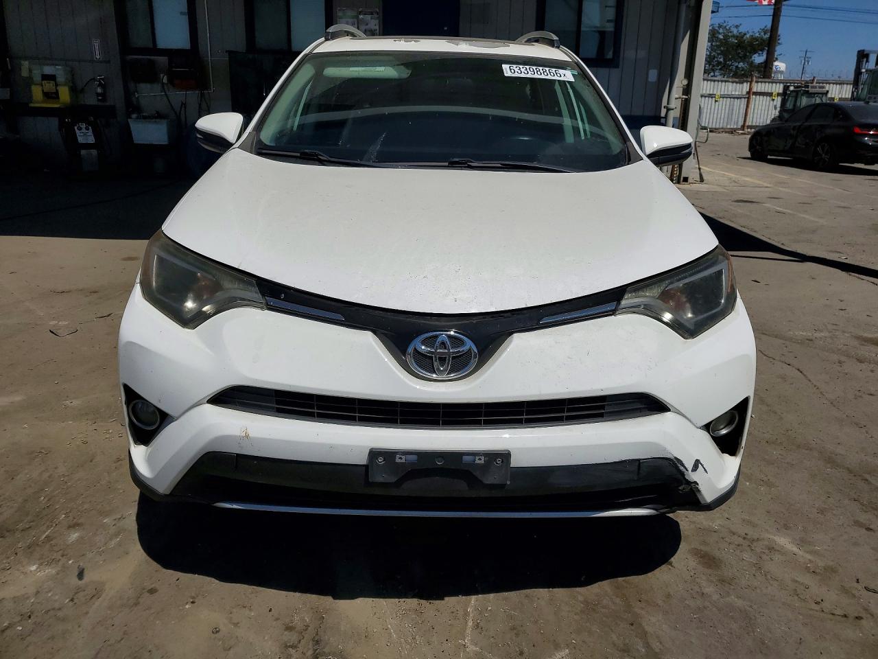 2016 TOYOTA RAV4 XLE — снимка 5
