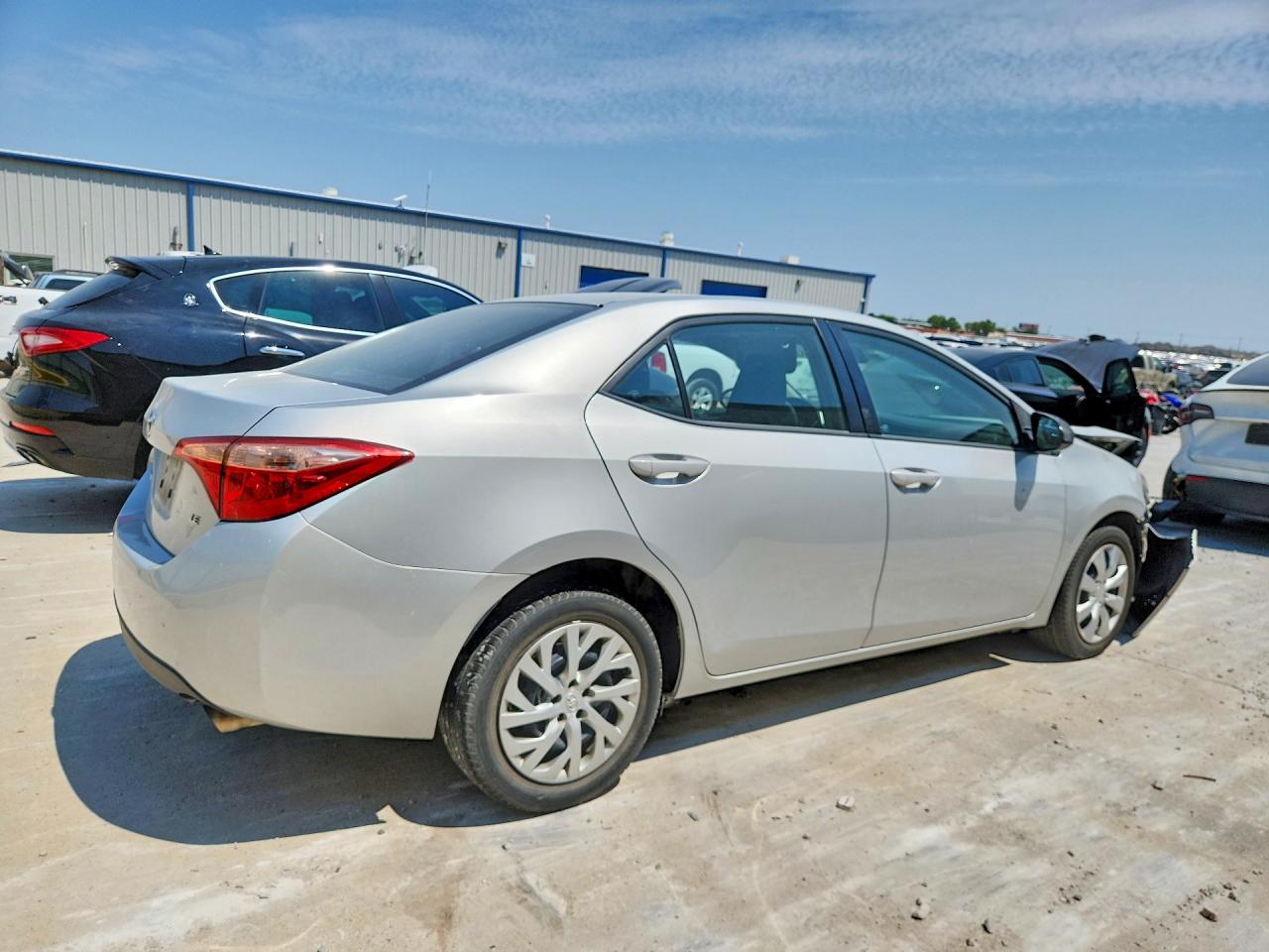 2018 TOYOTA COROLLA LE — снимка 3