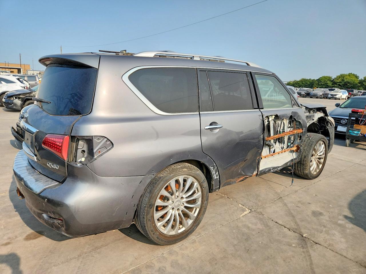 2015 INFINITI QX80 BASE — снимка 3