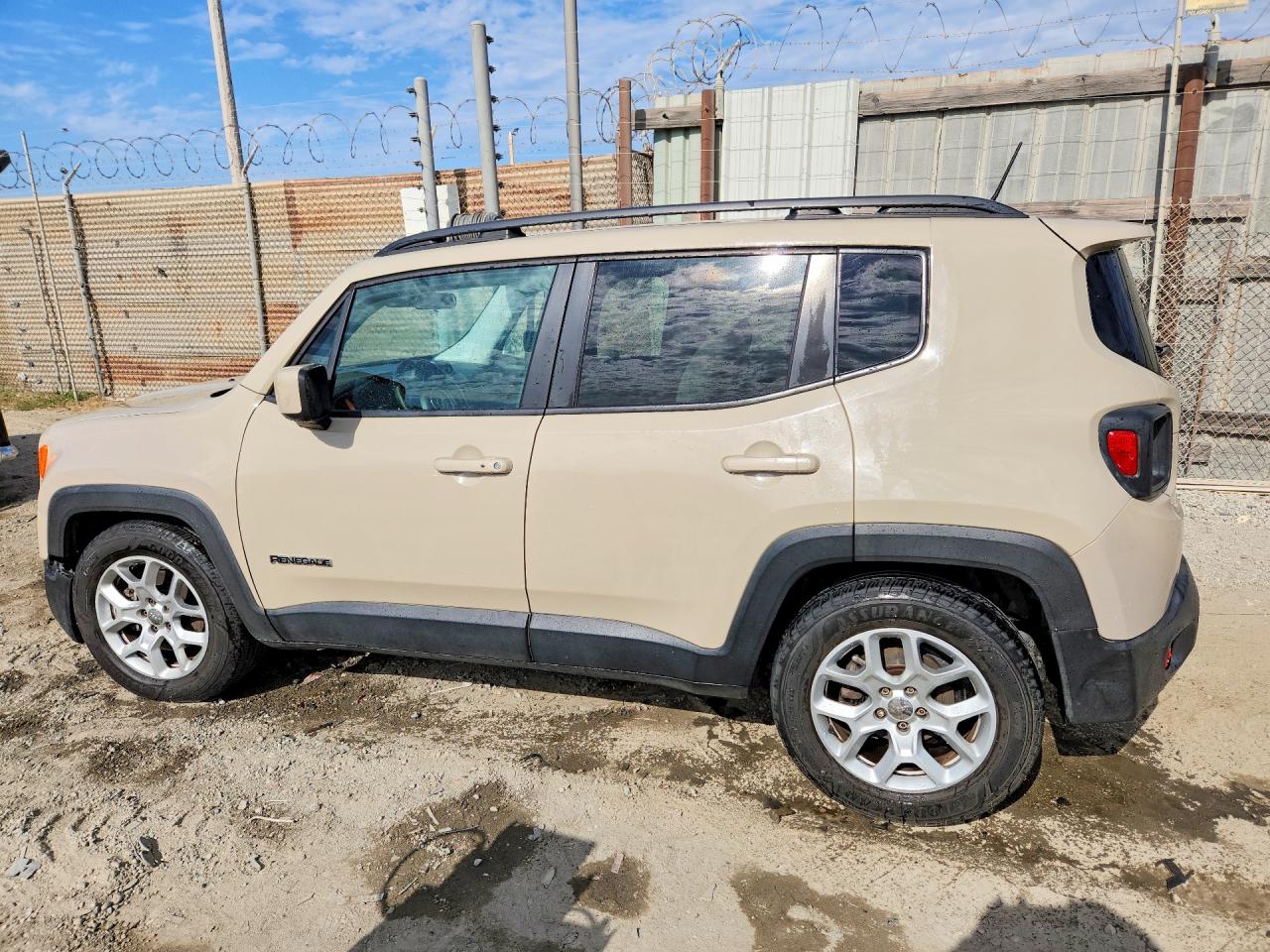 2015 JEEP RENEGADE LATITUDE — снимка 2