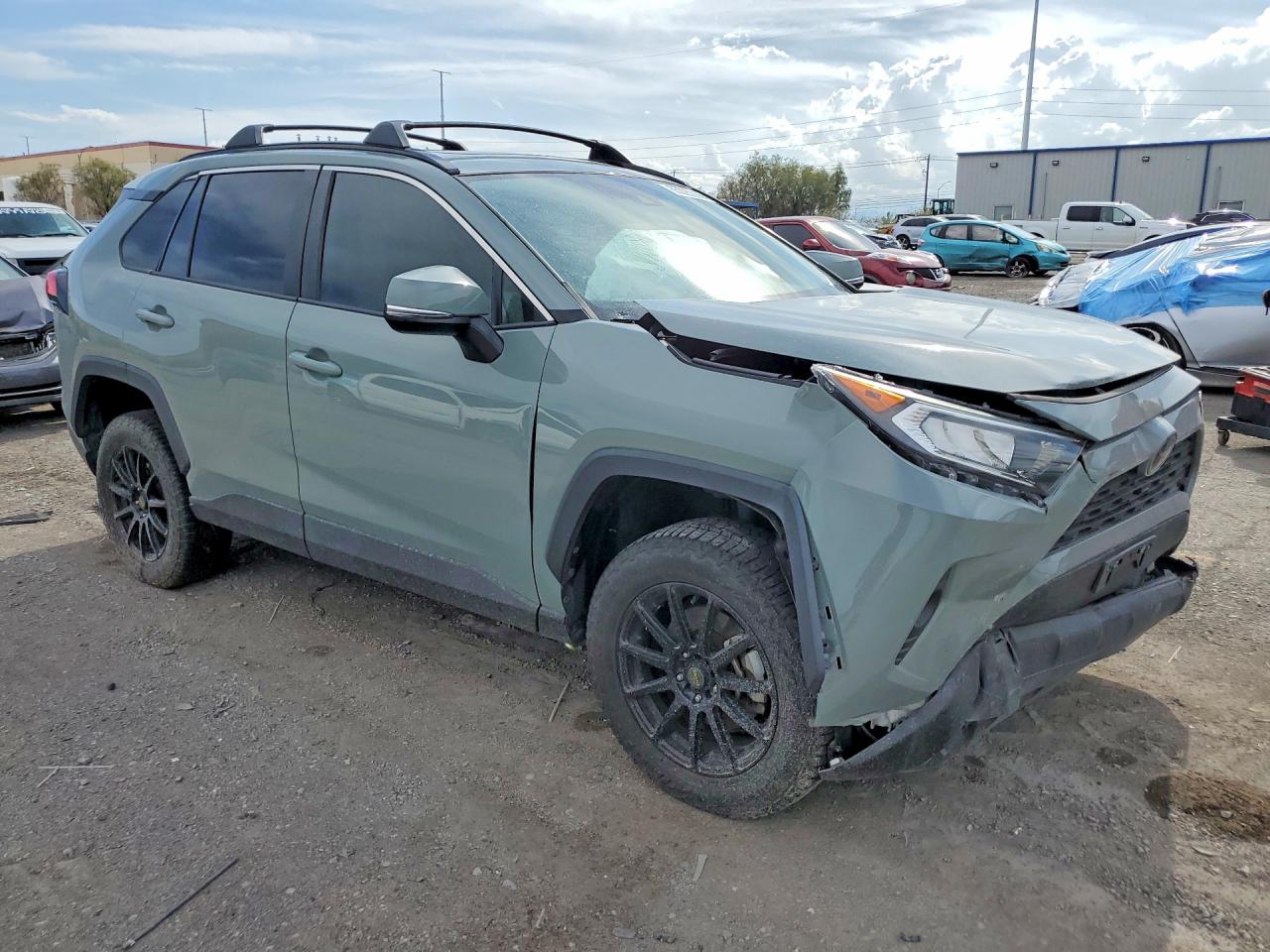 2021 TOYOTA RAV4 XLE — снимка 4