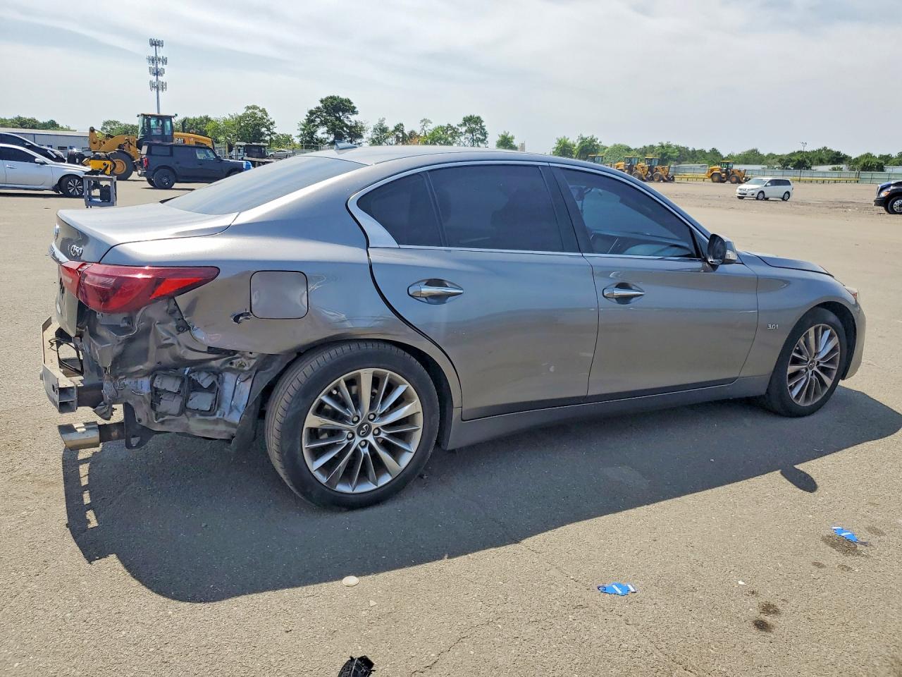 2018 INFINITI Q50 3.0T LUXE — снимка 3