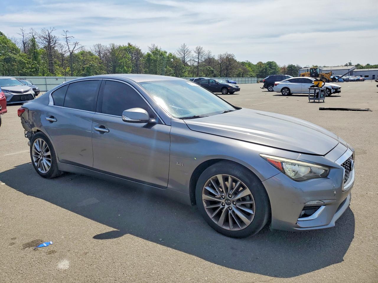 2018 INFINITI Q50 3.0T LUXE — снимка 4
