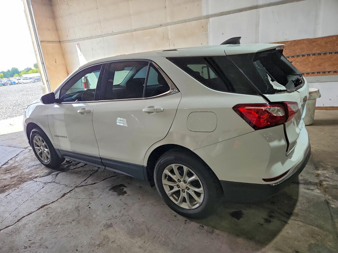 2018 CHEVROLET EQUINOX LT — снимка 2
