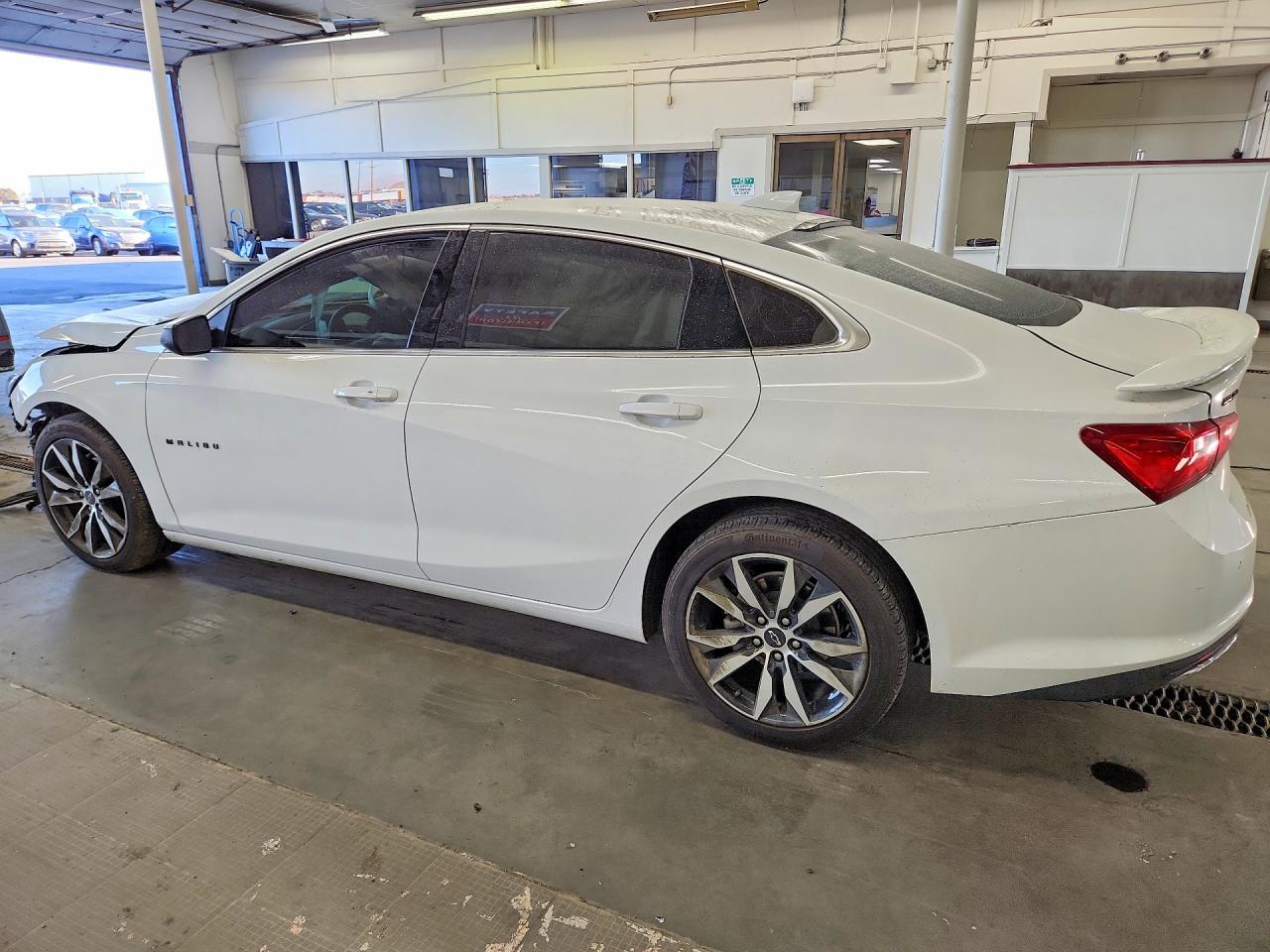 2025 CHEVROLET MALIBU RS — снимка 2