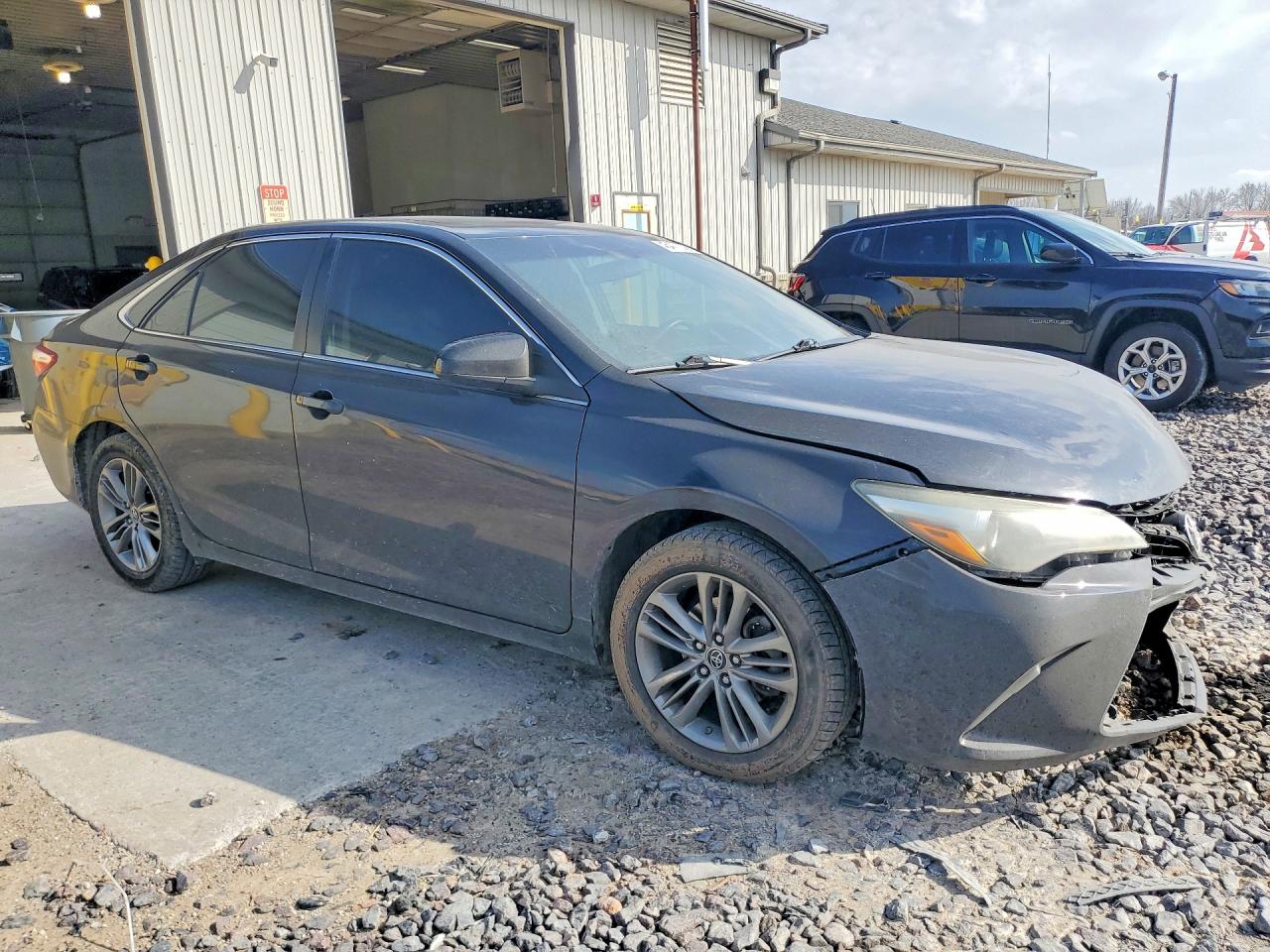 2015 TOYOTA CAMRY SE — снимка 4