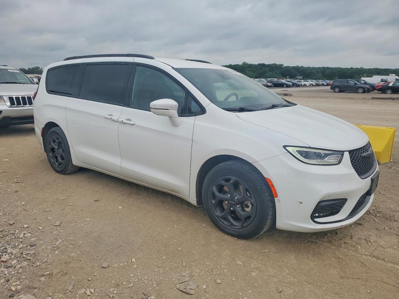 2021 CHRYSLER PACIFICA HYBRID LIMITED — снимка 4