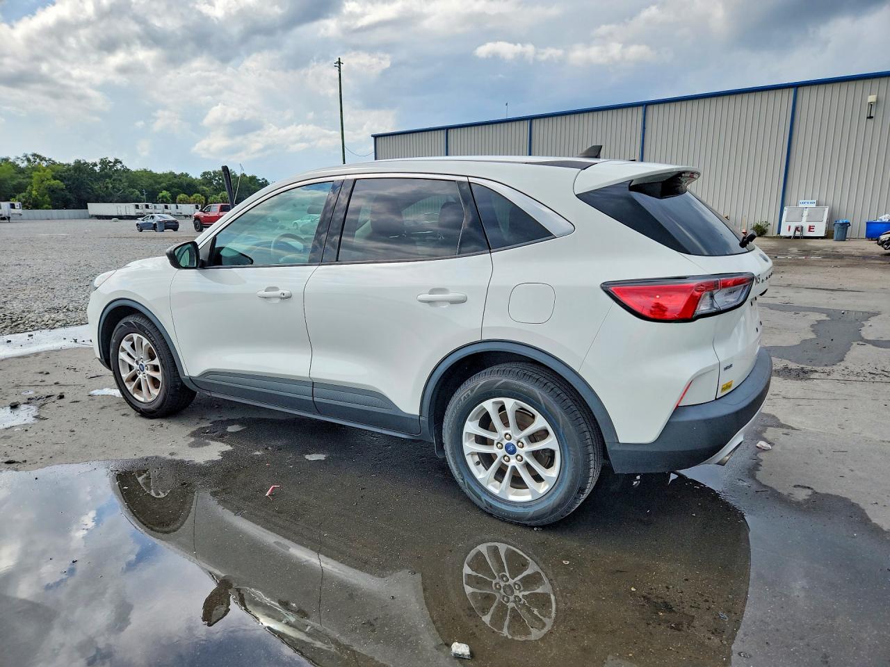 2022 FORD ESCAPE SE — снимка 2
