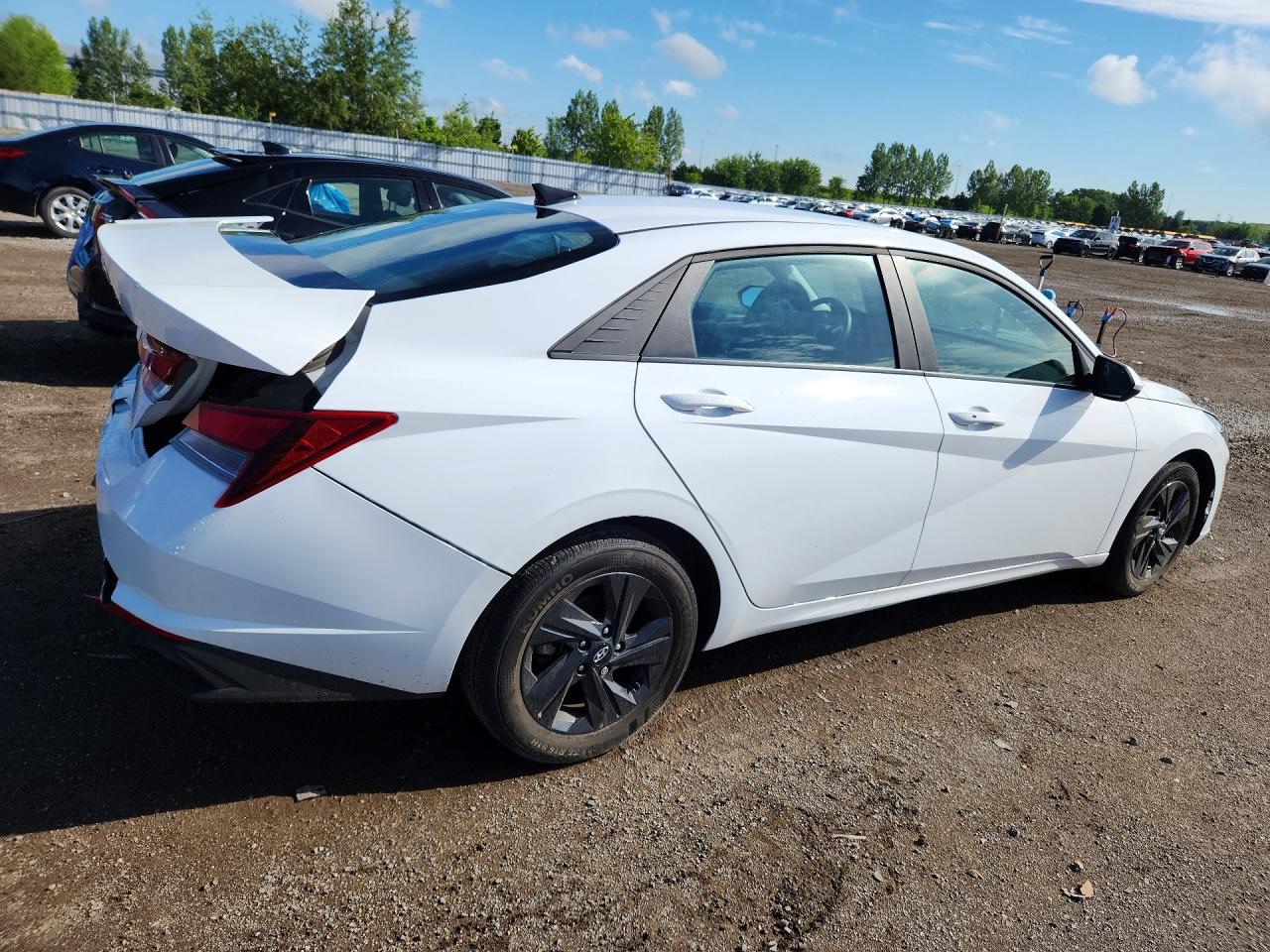 2022 HYUNDAI ELANTRA SEL — снимка 3