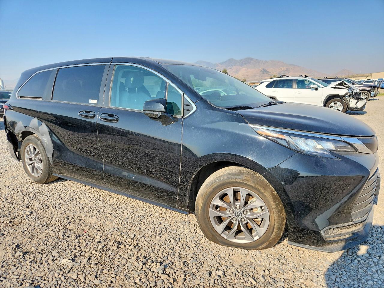 2023 TOYOTA SIENNA LE — снимка 4