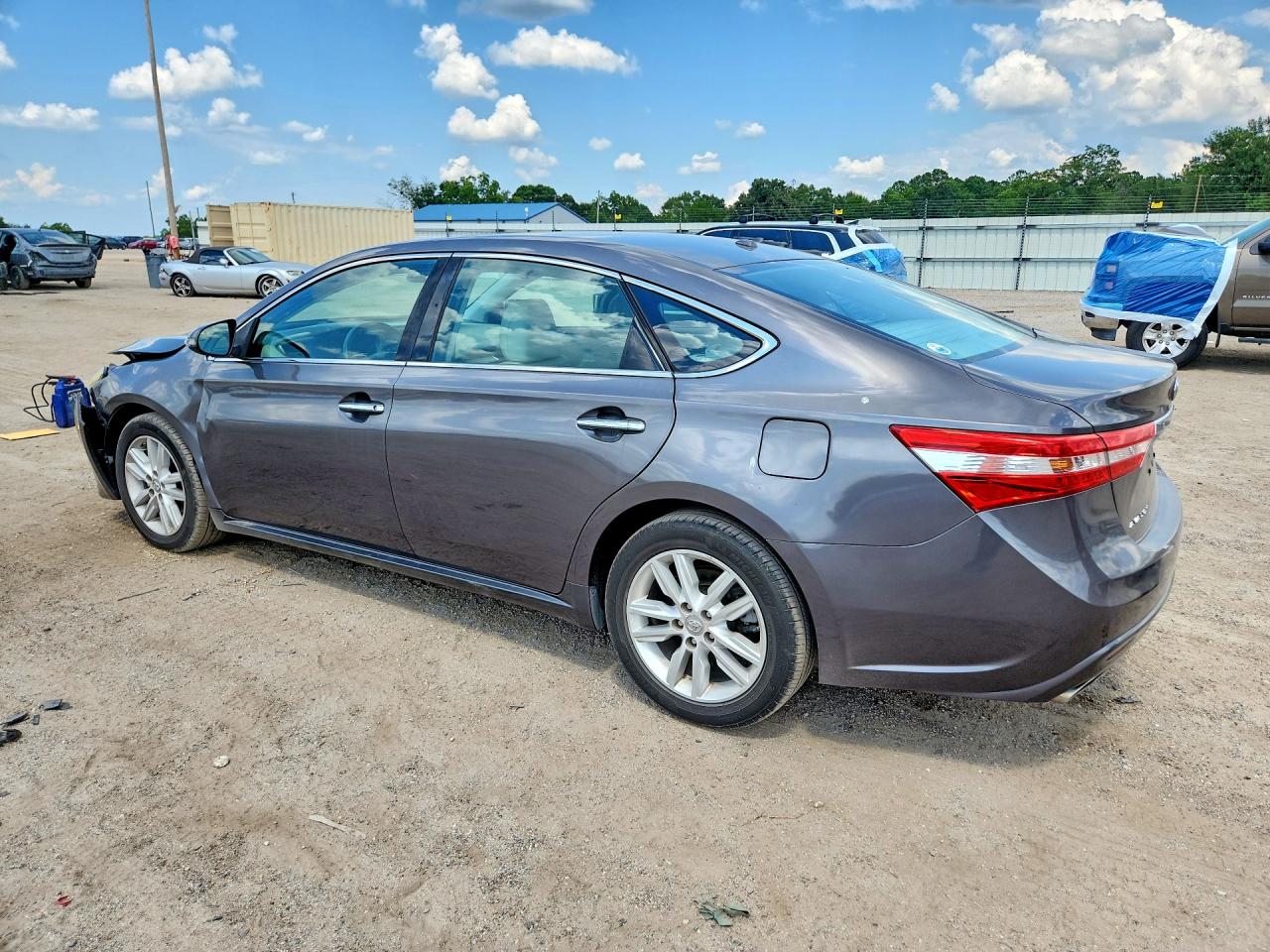 2015 TOYOTA AVALON XLE — снимка 2