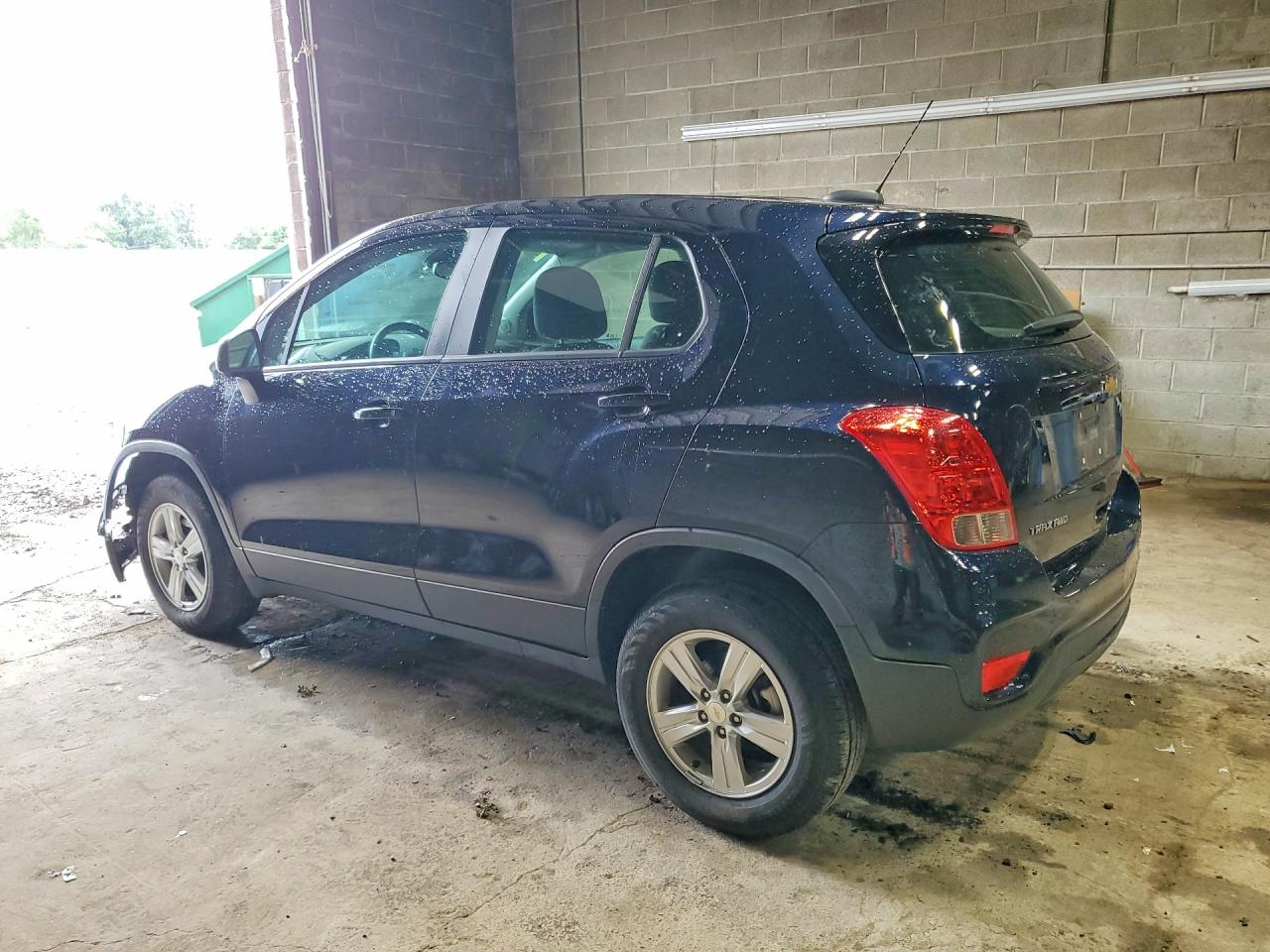 2021 CHEVROLET TRAX LS — снимка 2