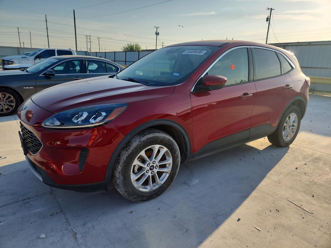 2020 FORD ESCAPE SE