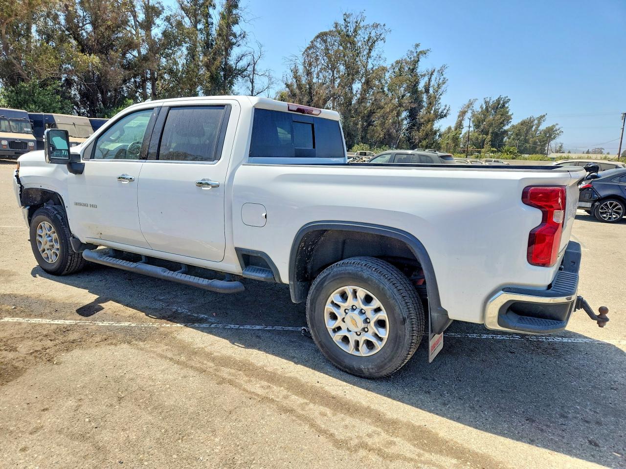 2024 CHEVROLET SILVERADO 3500 LTZ CREW CAB 4WD DIESEL — снимка 2