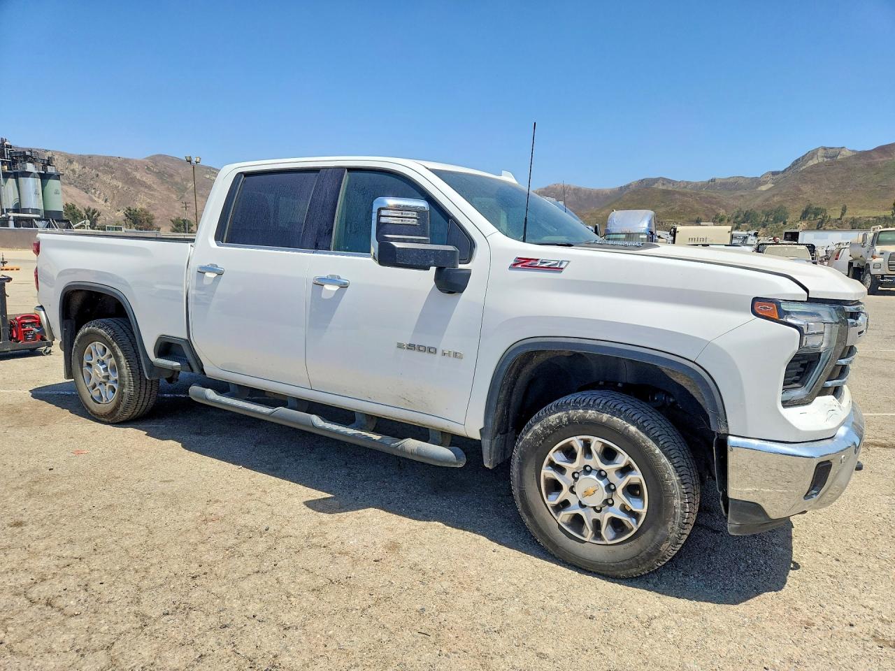 2024 CHEVROLET SILVERADO 3500 LTZ CREW CAB 4WD DIESEL — снимка 4