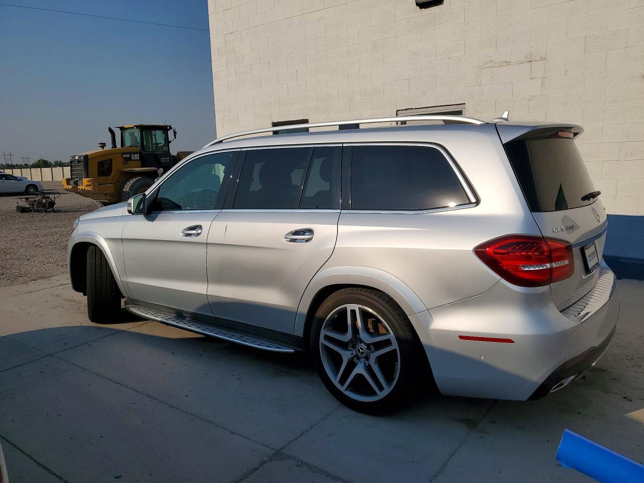 2017 MERCEDES-BENZ GLS 550 4MATIC — снимка 2